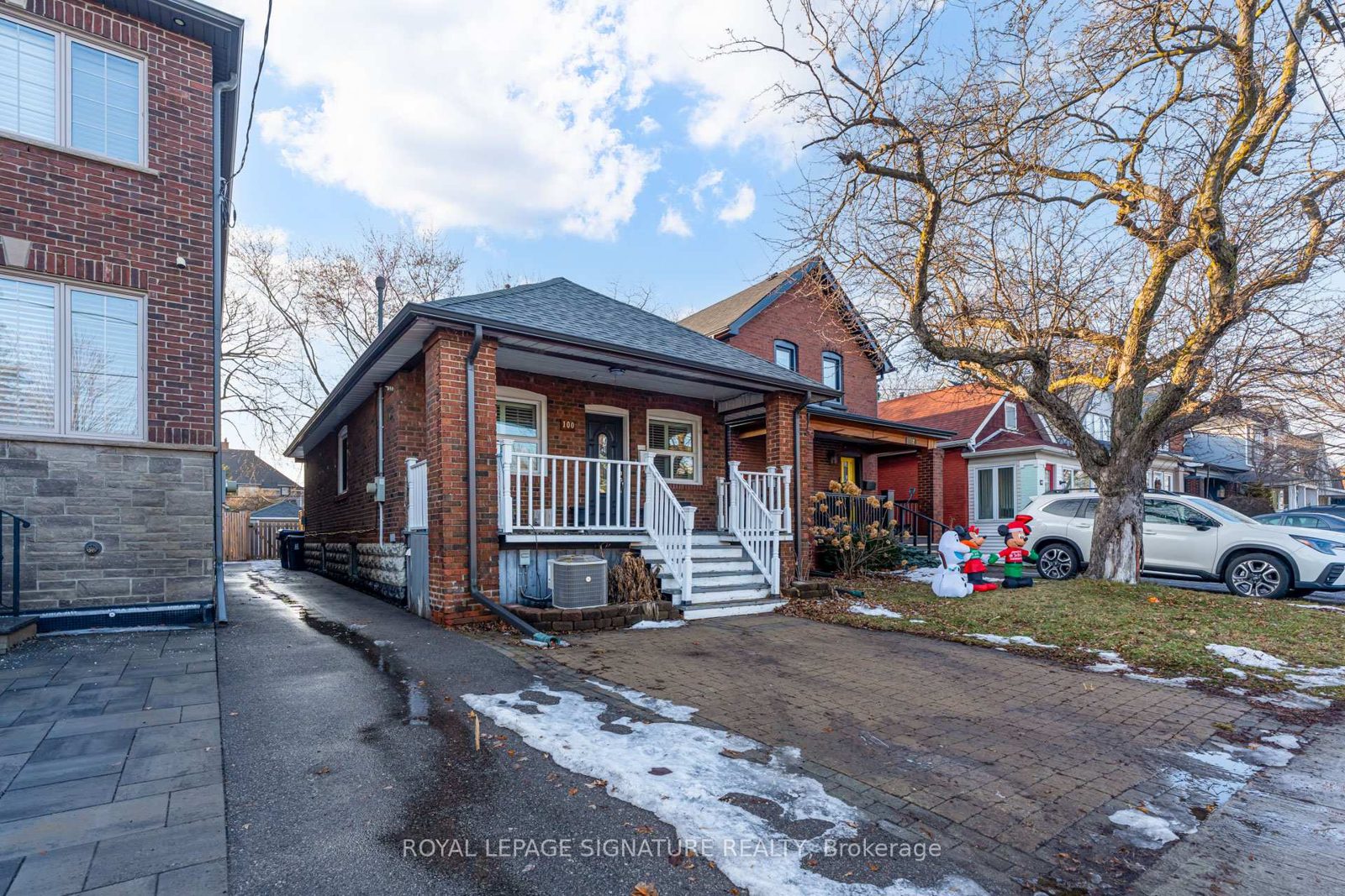 100 Seventh St