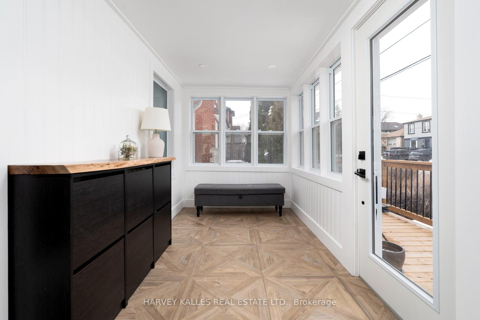 31 Elder Ave — photo 4
