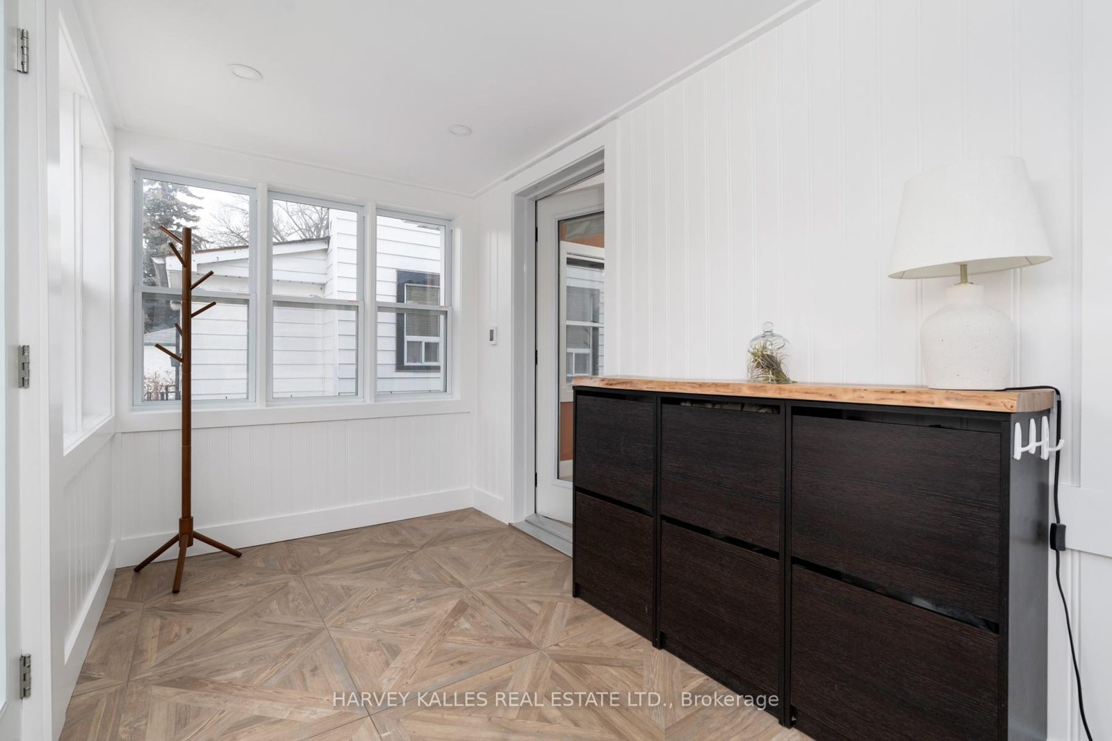 31 Elder Ave — photo 5